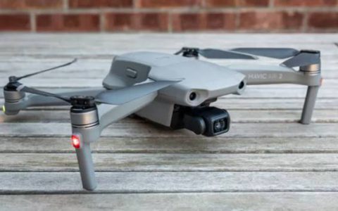 無人機價格，2020年最佳無人機：DJI，Parrot等適合初學者和專業(yè)人士的產(chǎn)品