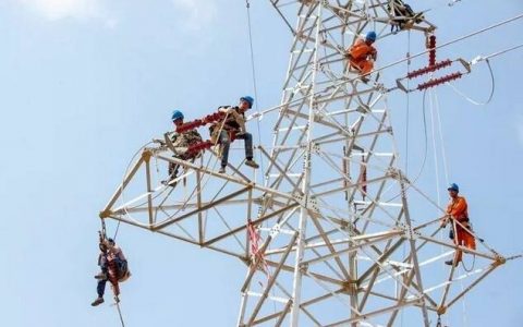 廣東電科院電力巡檢機器人（變電站智能巡檢機器人）